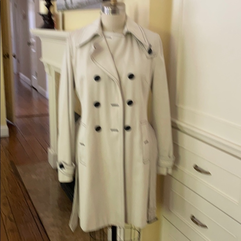 Banana Republic trench Coat